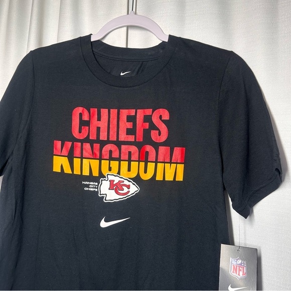 New NWT Nike Tee KANSAS CITY CHIEFS KINGDOM Youth T Shirt Short Sleeved L 14-16 - Picture 2 of 8